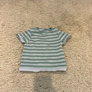 XS urban outfitters crop top